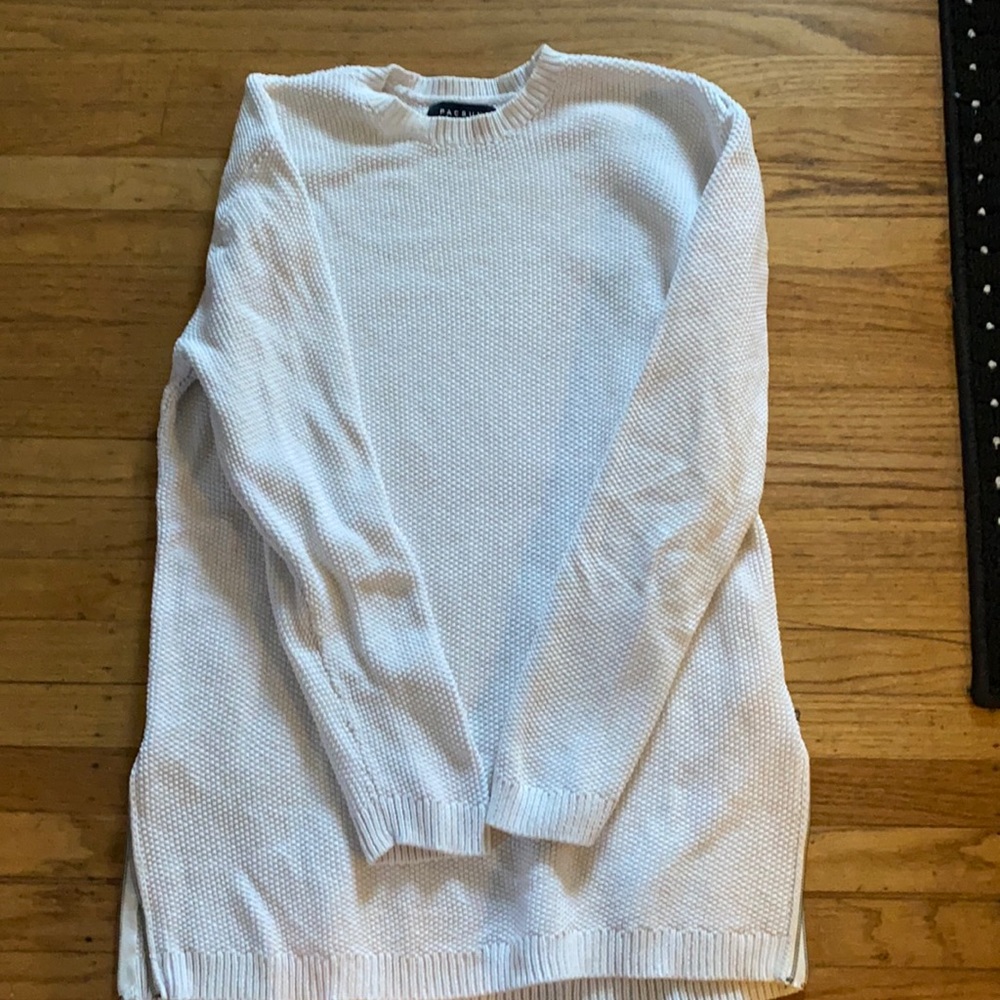 PacSun elongated crewneck size large